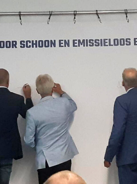 Movares ondertekent Convenant Schoon en Emissieloos bouwen (SEB) namens Koninklijke NLingenieurs